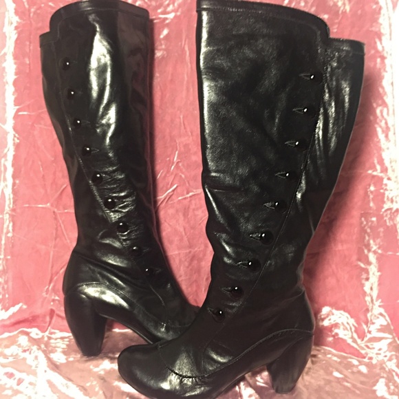 Tall Leather Boots w BOX Button Detail - JUMP - Picture 2 of 8